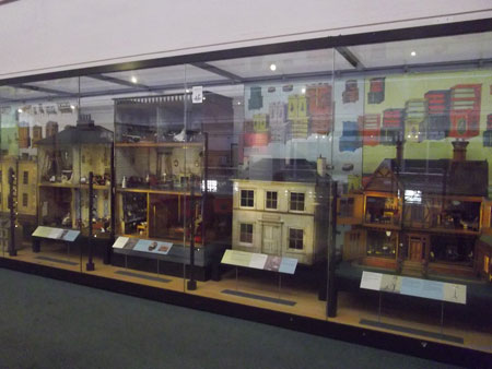 кукольные домики лондон музей детства