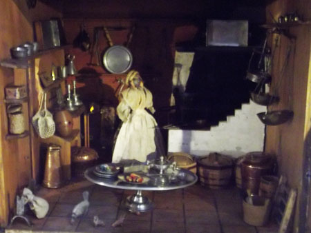 кукольный домик кухня
